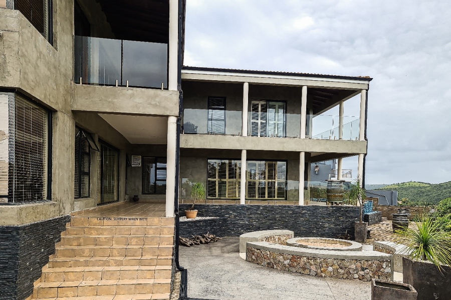 6 Bedroom Property for Sale in Gonubie North Eastern Cape